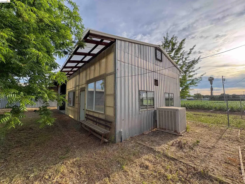 25685 Marsh Creek Road Brentwood CA 94513