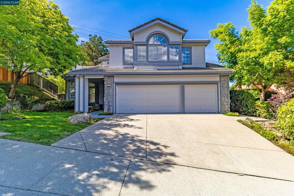 220 Valley Glen Lane Martinez CA 94553