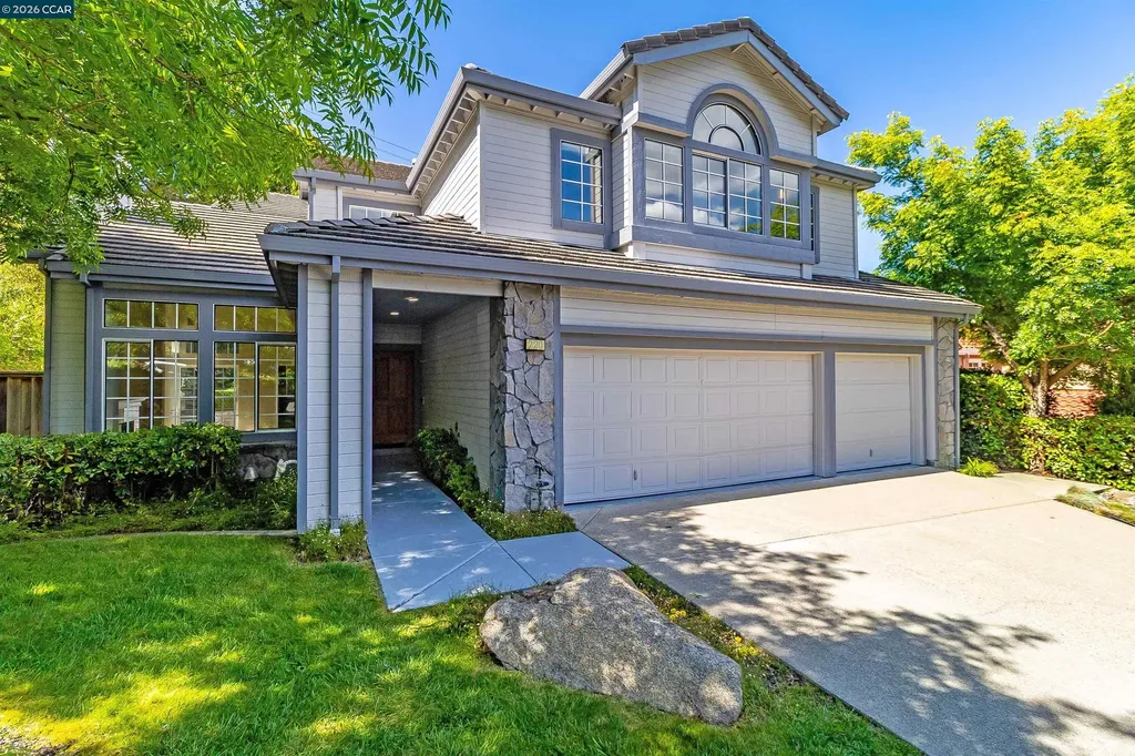 220 Valley Glen Lane Martinez CA 94553