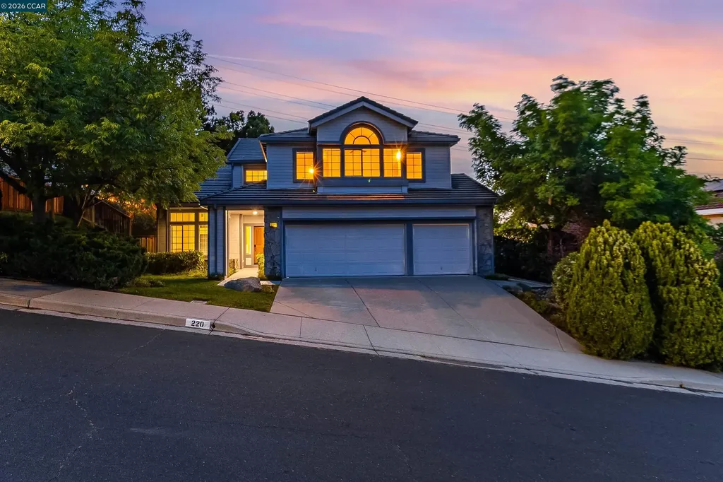 220 Valley Glen Lane Martinez CA 94553