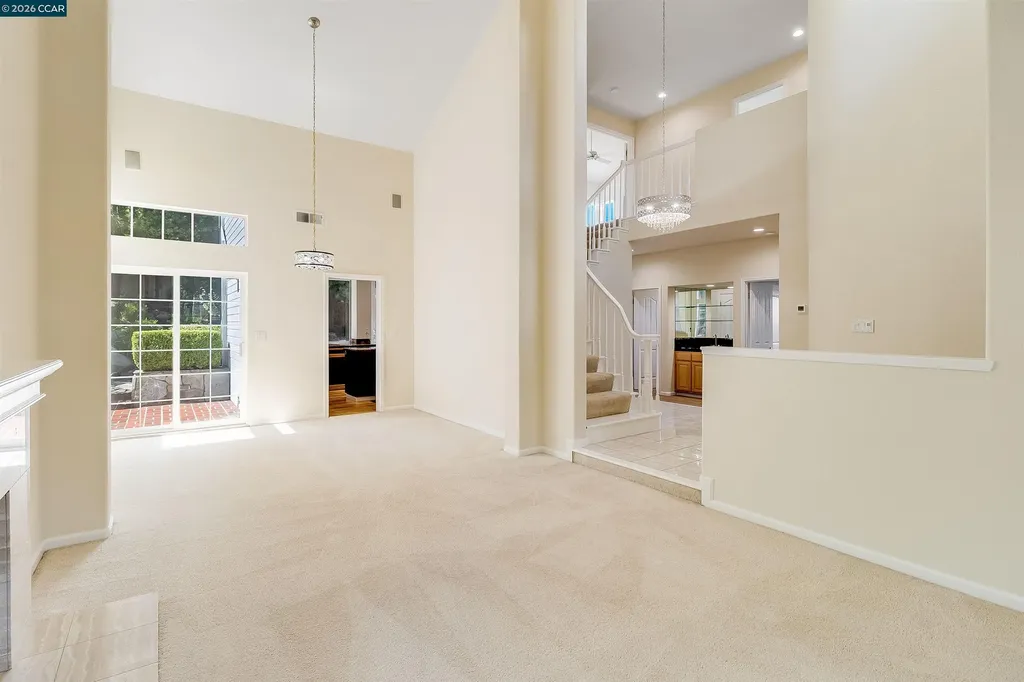 220 Valley Glen Lane Martinez CA 94553