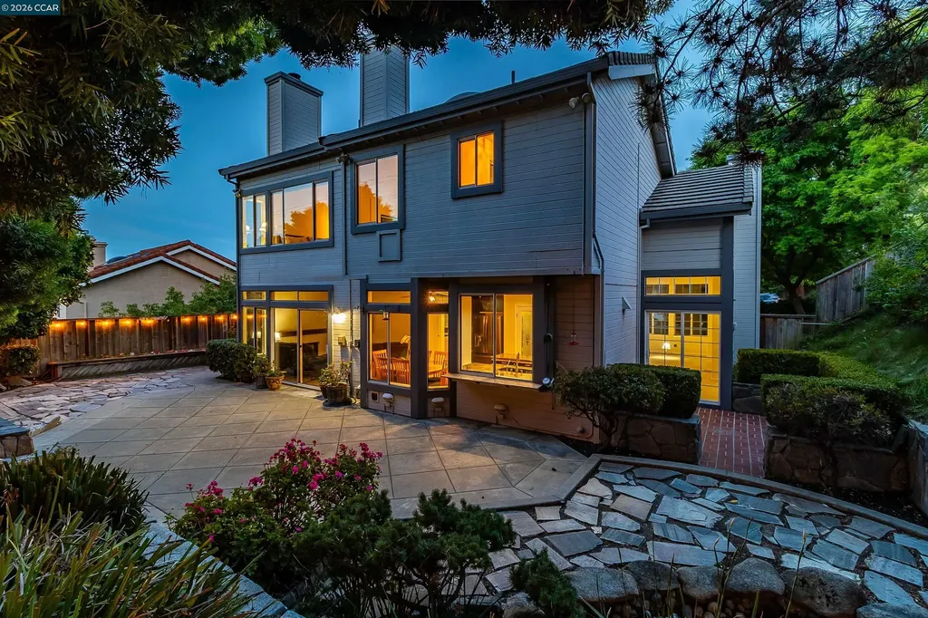 220 Valley Glen Lane Martinez CA 94553