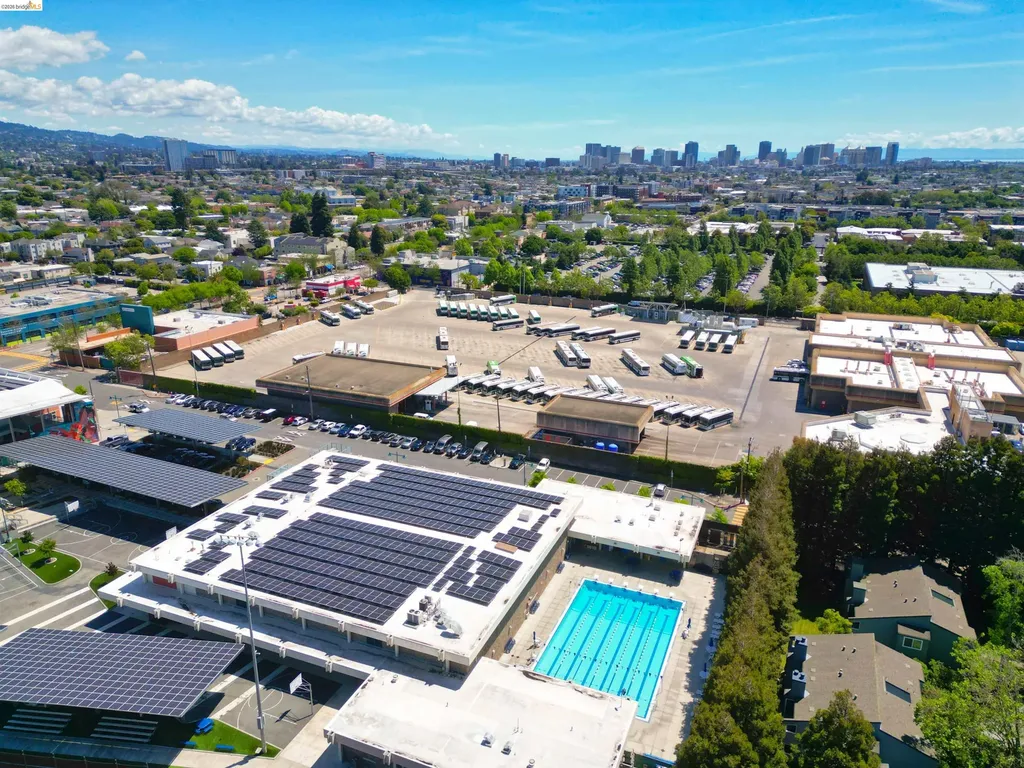 40 Emery Bay Drive Emeryville CA 94608