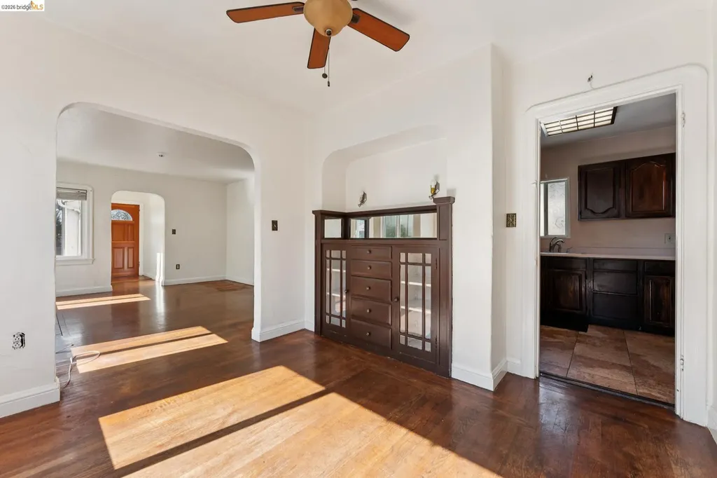 978 43rd Street Oakland CA 94608