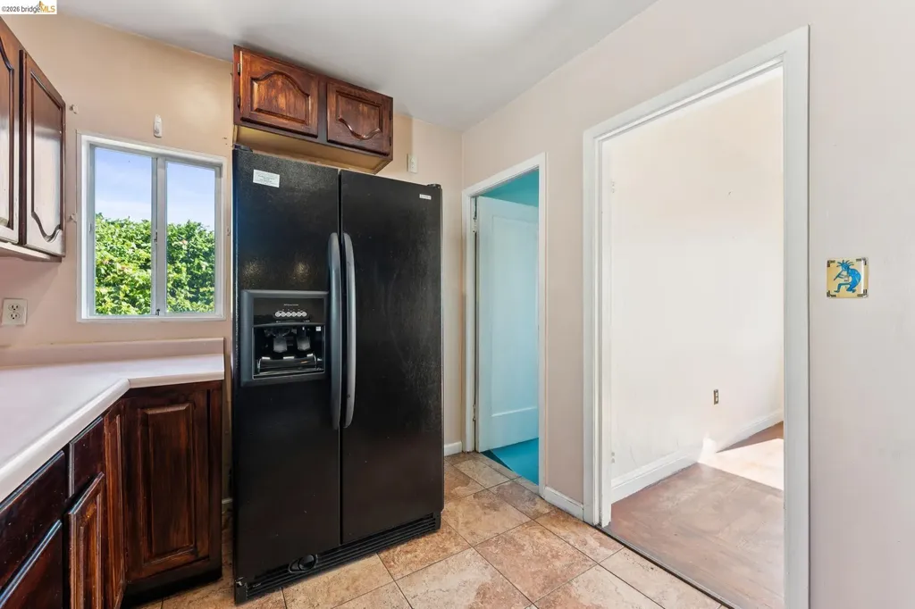 978 43rd Street Oakland CA 94608