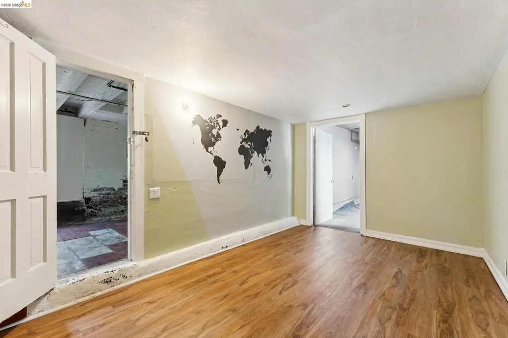978 43rd Street Oakland CA 94608