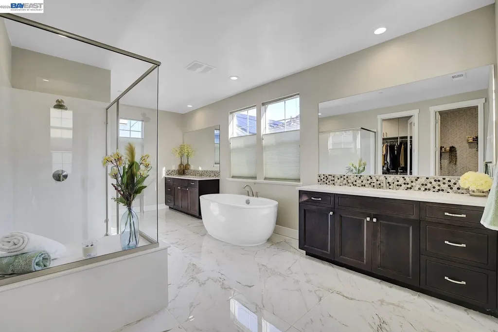 37515 Sea Bank Street Newark CA 94560