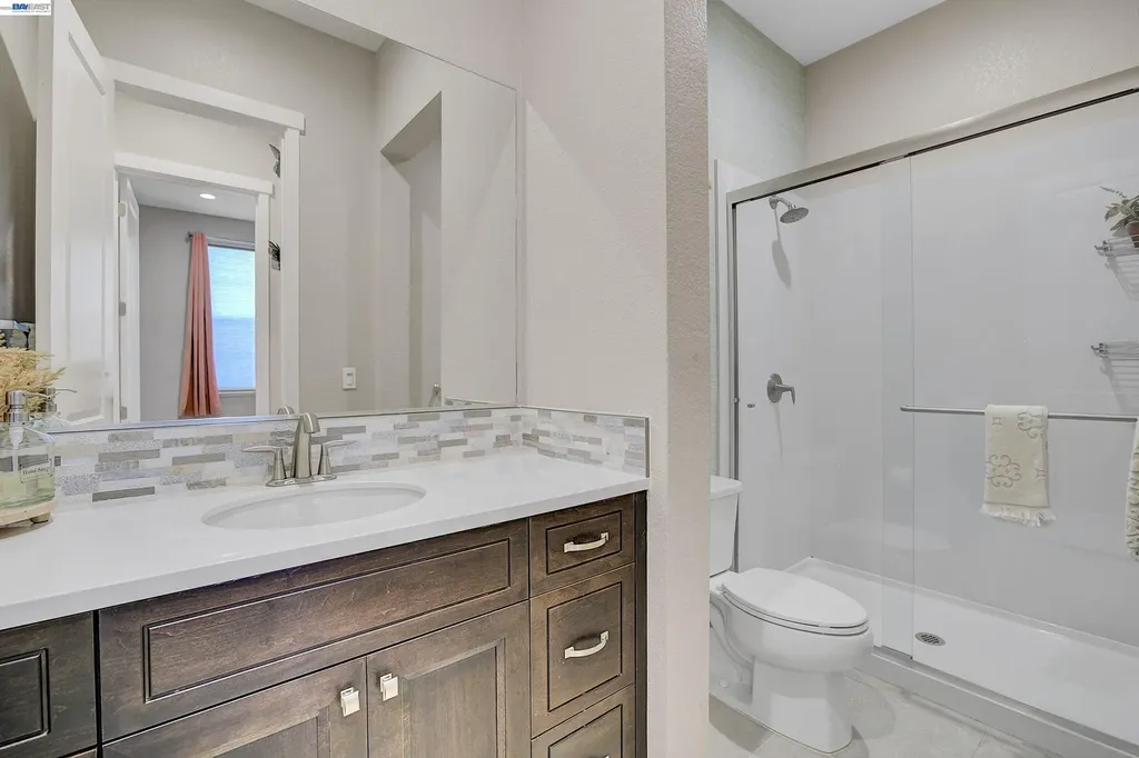 37515 Sea Bank Street Newark CA 94560