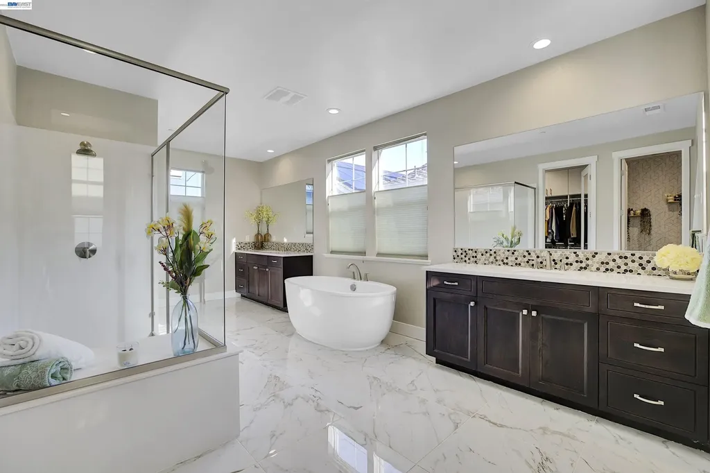 37515 Sea Bank Street Newark CA 94560