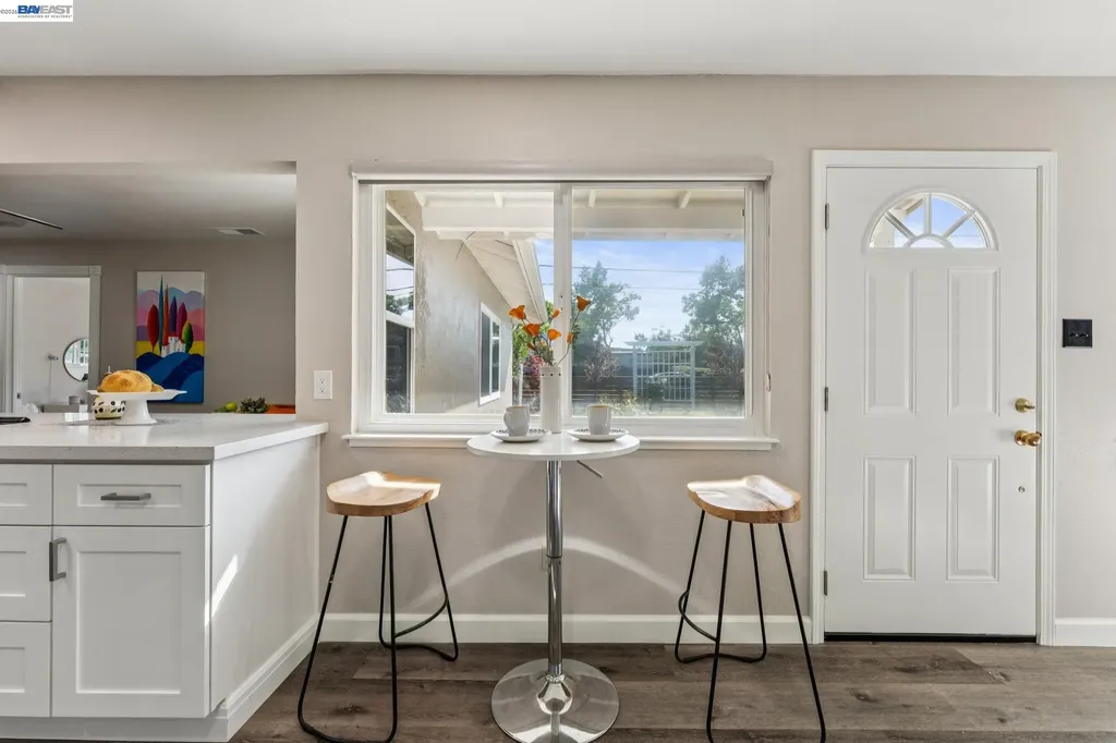 417 Maitland Drive Alameda CA 94502