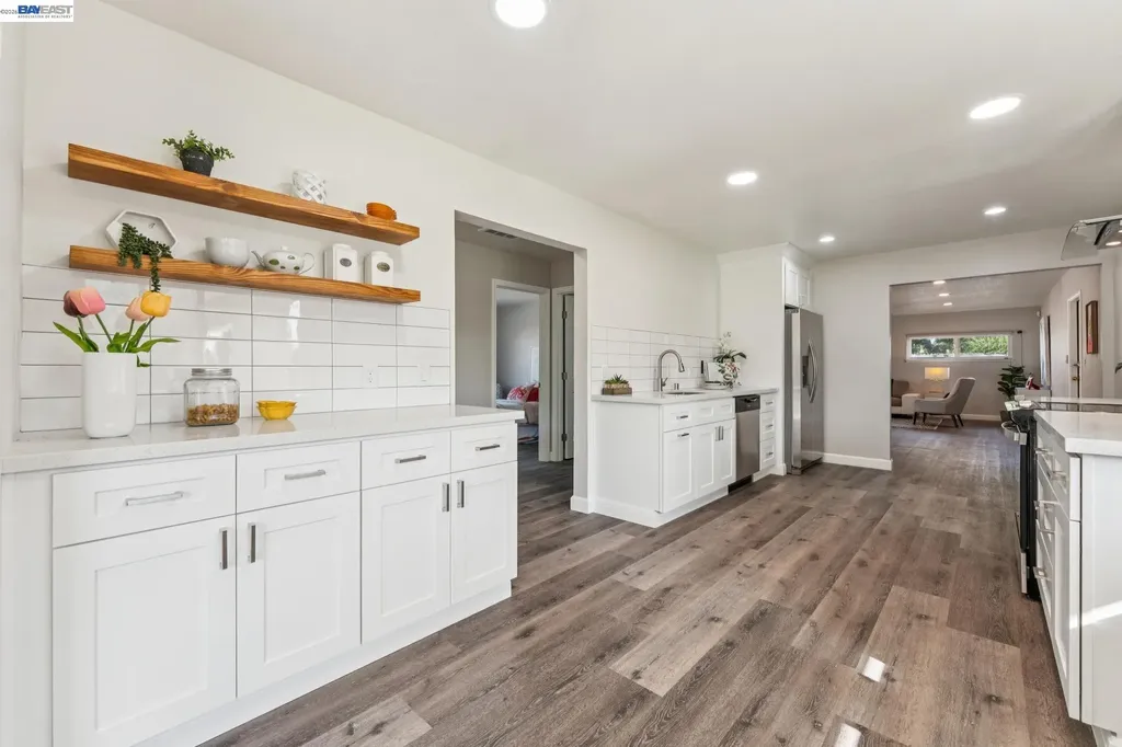 417 Maitland Drive Alameda CA 94502