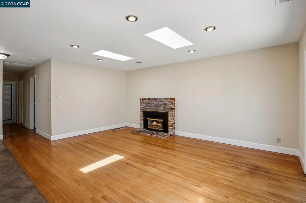 6163 Brittany Newark CA 94560