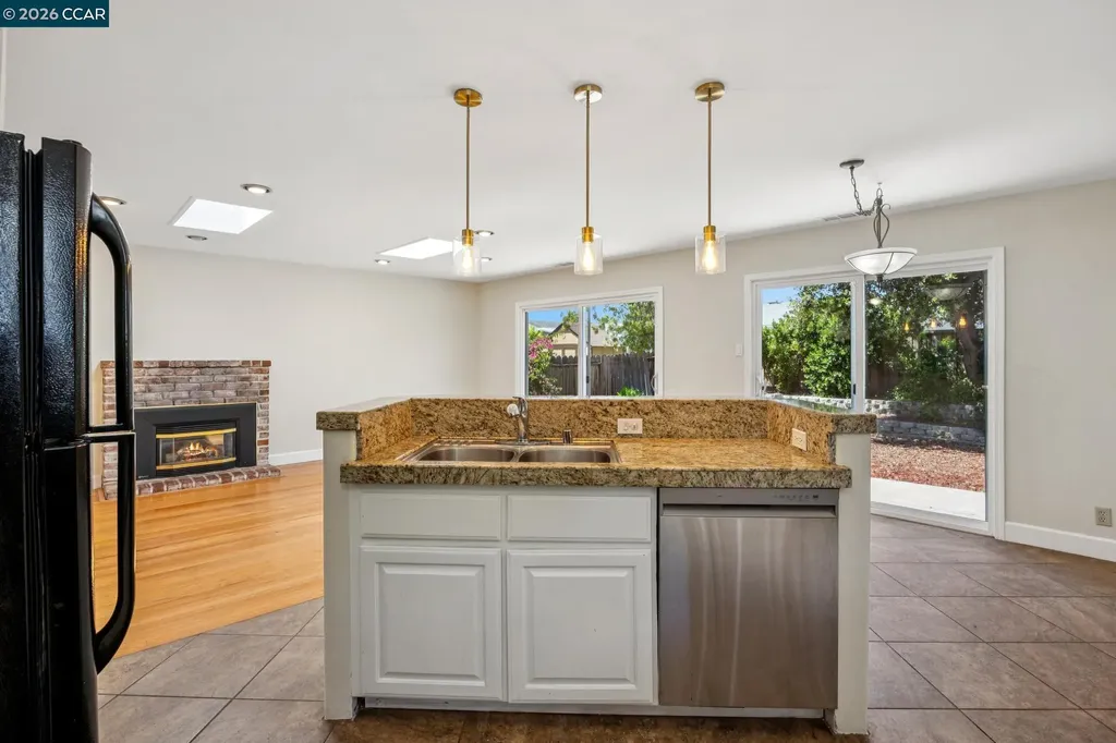 6163 Brittany Newark CA 94560