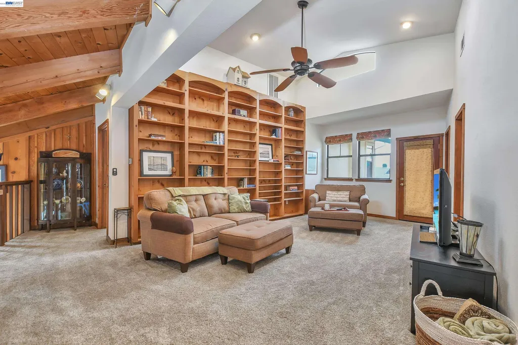 4882 Cabrillo Point Discovery Bay CA 94505