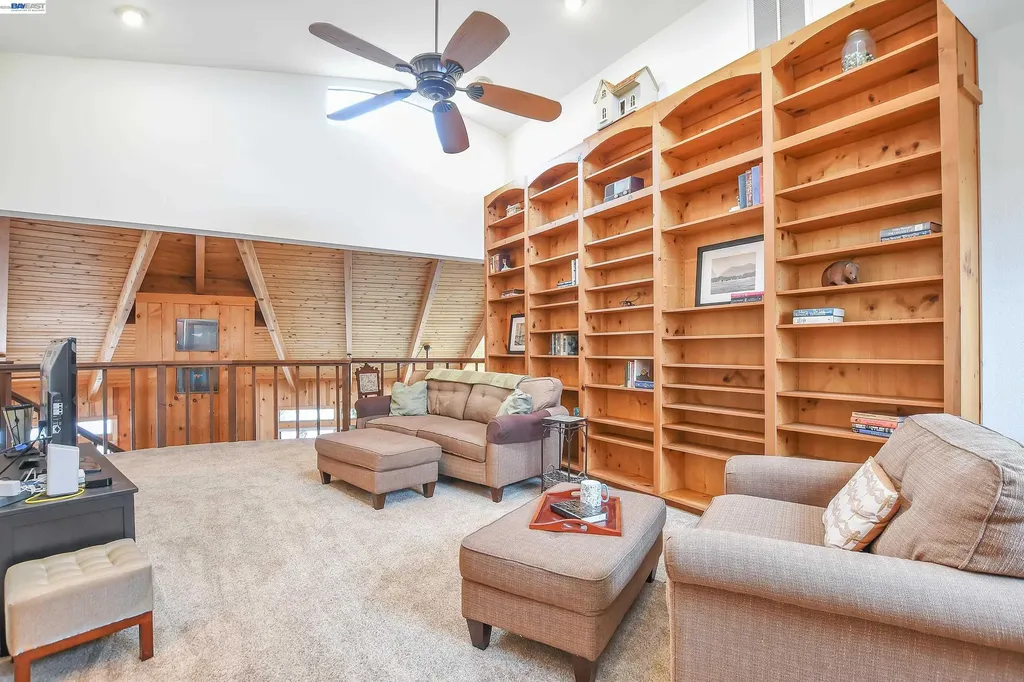 4882 Cabrillo Point Discovery Bay CA 94505
