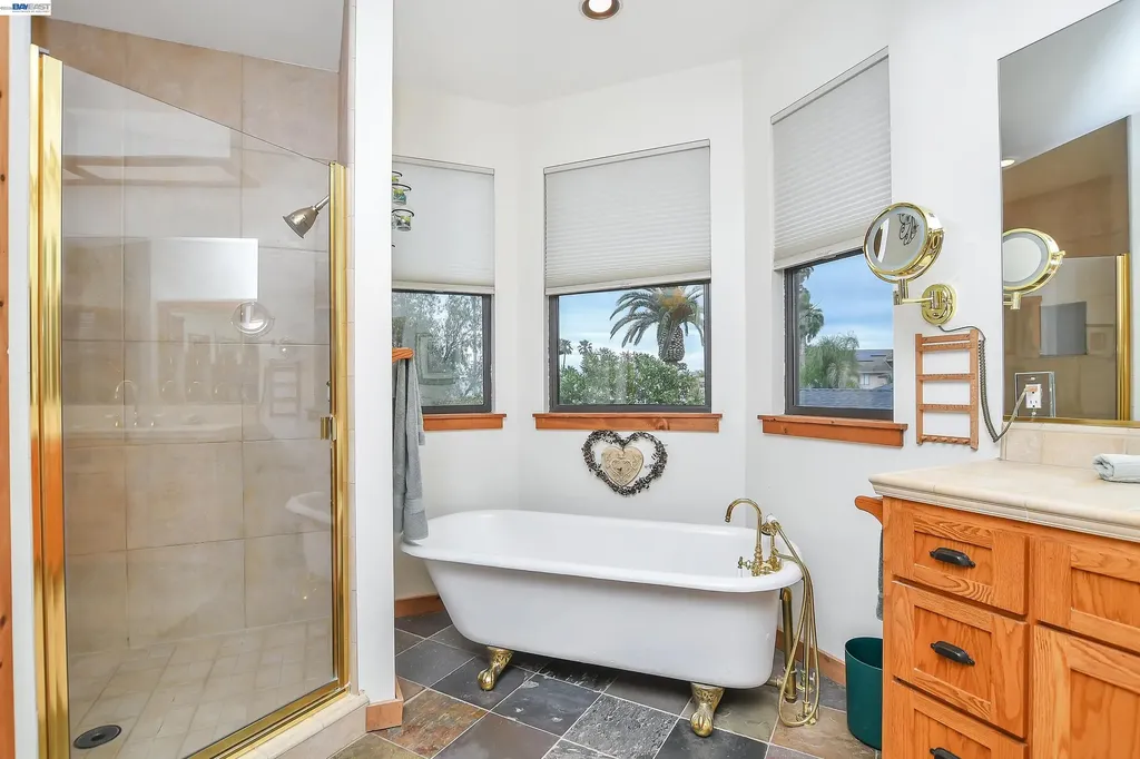 4882 Cabrillo Point Discovery Bay CA 94505