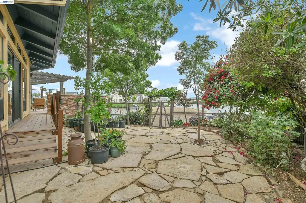4882 Cabrillo Point Discovery Bay CA 94505