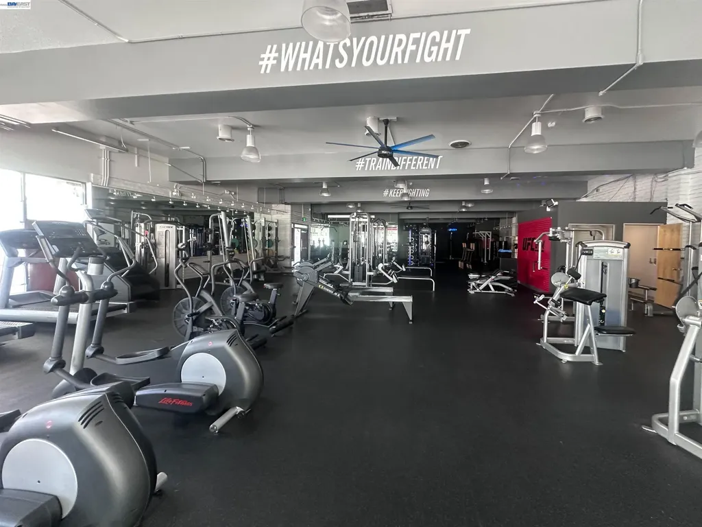 1526 Webster Street Alameda CA 94501