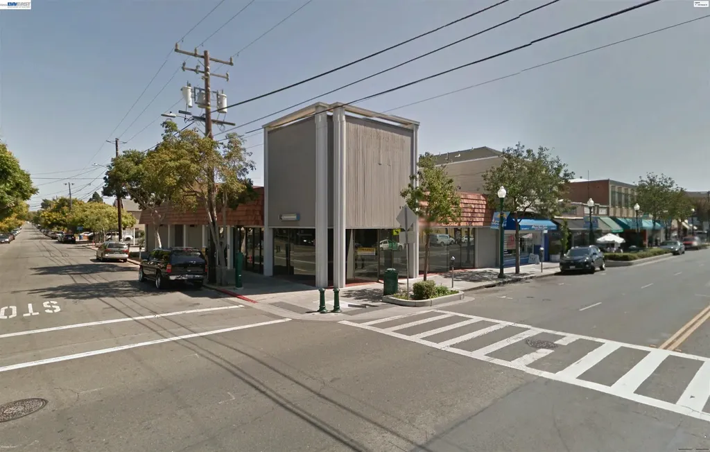 1526 Webster Street Alameda CA 94501