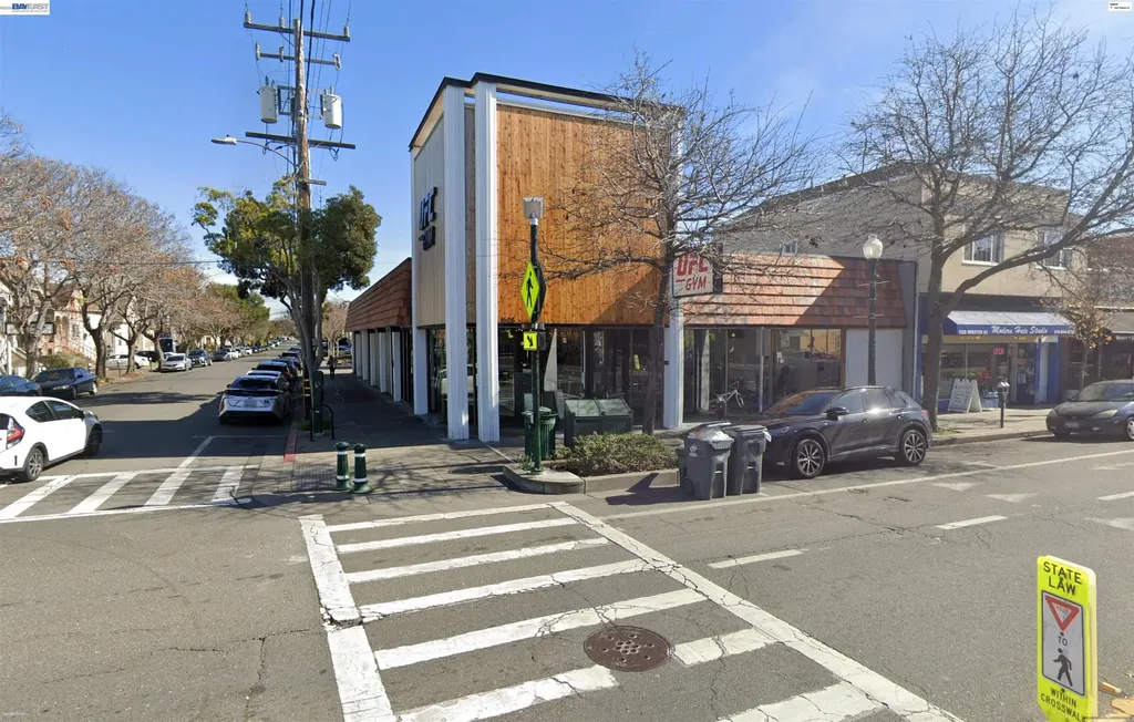 1526 Webster Street Alameda CA 94501