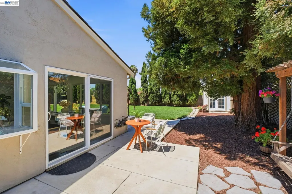 8123 Meadowlark Court Newark CA 94560