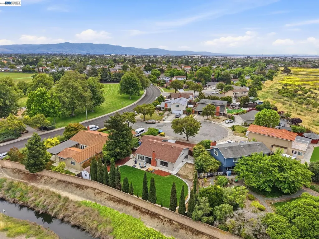 8123 Meadowlark Court Newark CA 94560