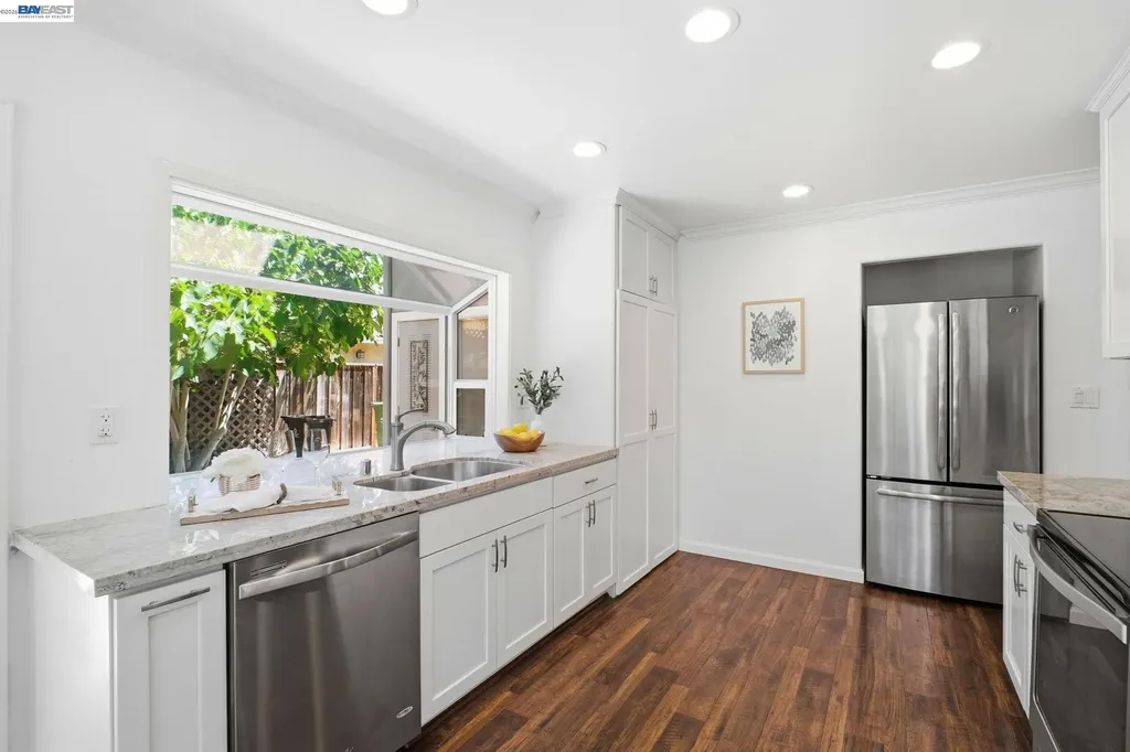 8123 Meadowlark Court Newark CA 94560