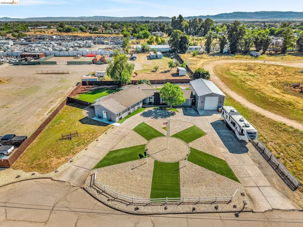59 Old Stagecoach Road Brentwood CA 94513