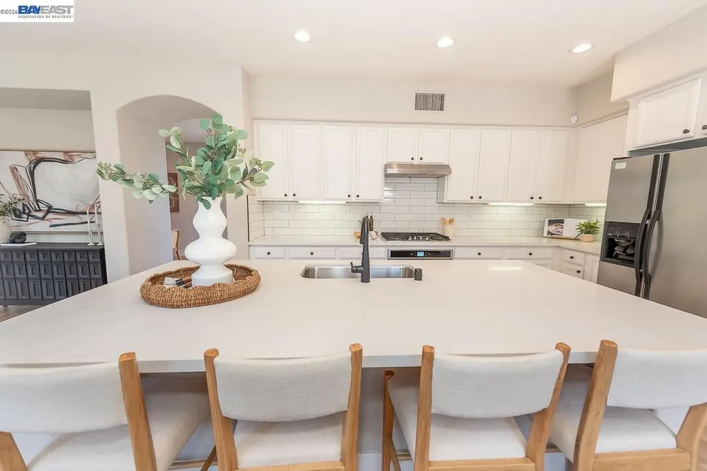 2700 Spindrift Court Hayward CA 94545