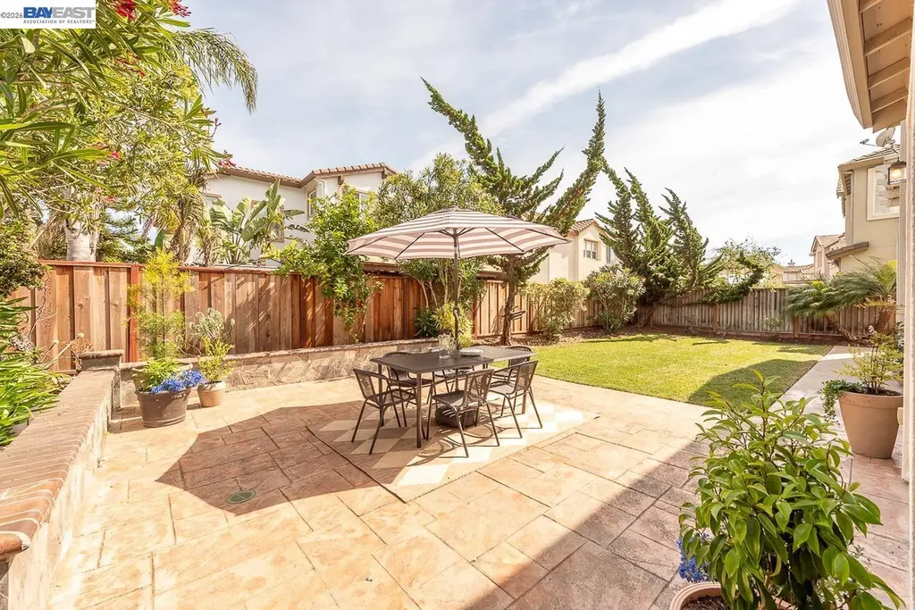 2700 Spindrift Court Hayward CA 94545