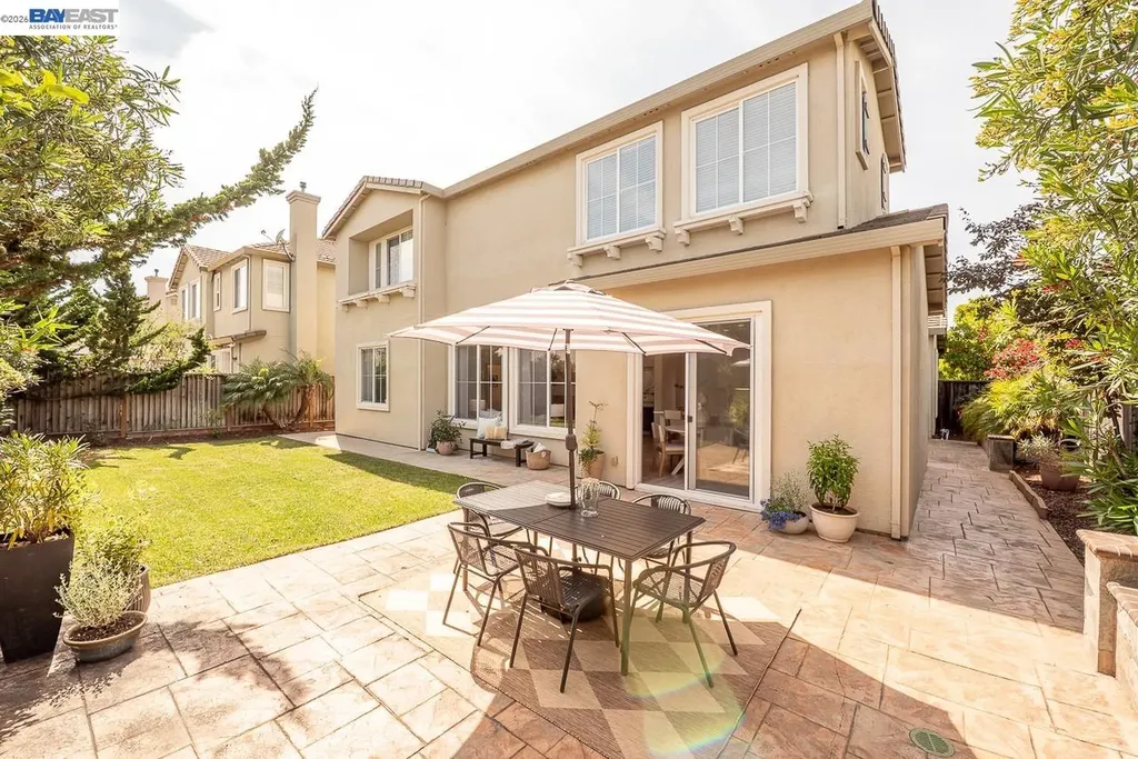 2700 Spindrift Court Hayward CA 94545