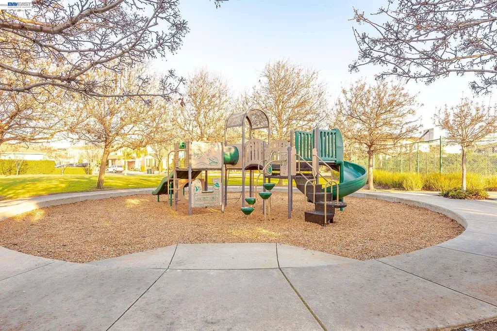 2700 Spindrift Court Hayward CA 94545