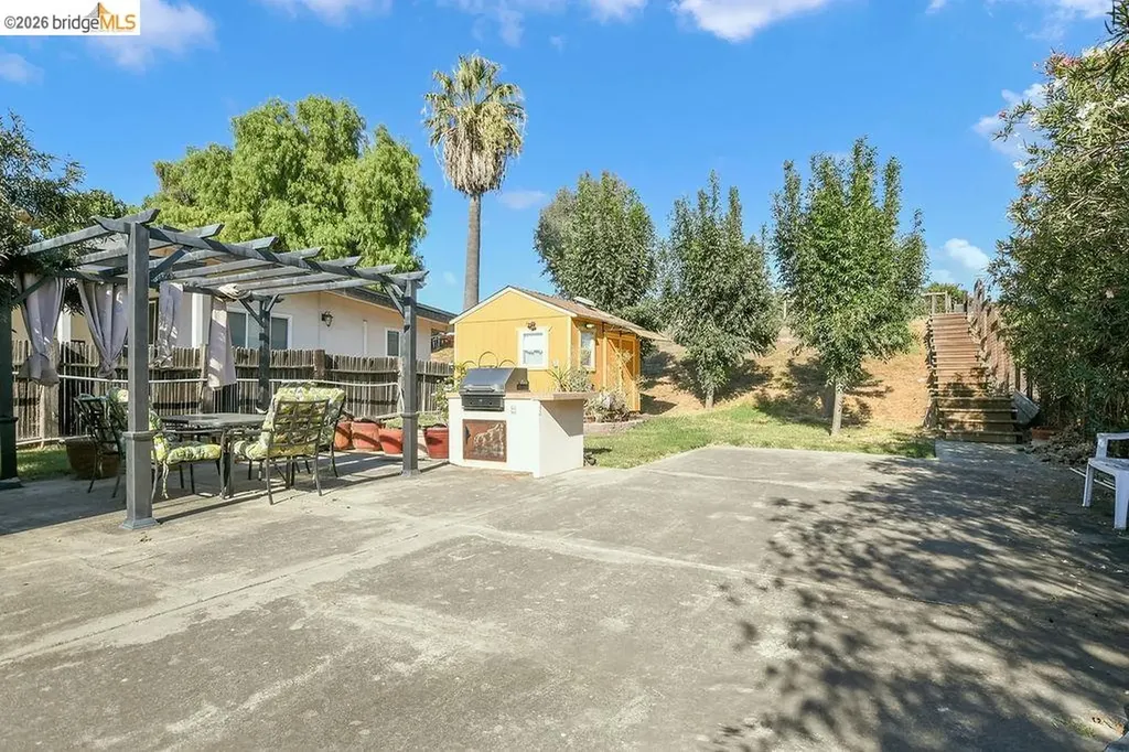 4960 Sandmound Boulevard Oakley CA 94561