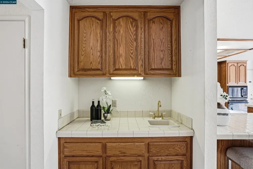 5370 Laurel Concord CA 94521
