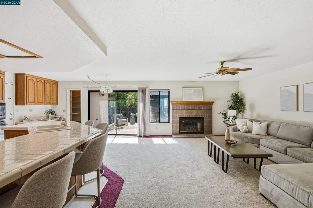 5370 Laurel Concord CA 94521