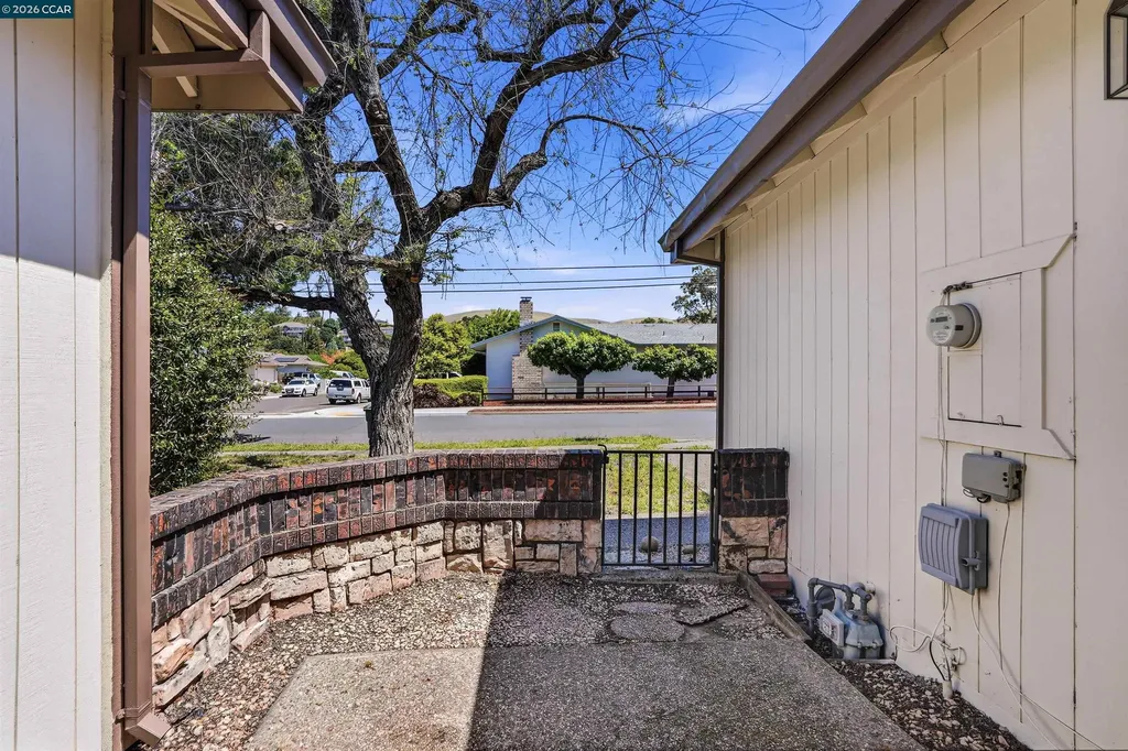 5370 Laurel Concord CA 94521