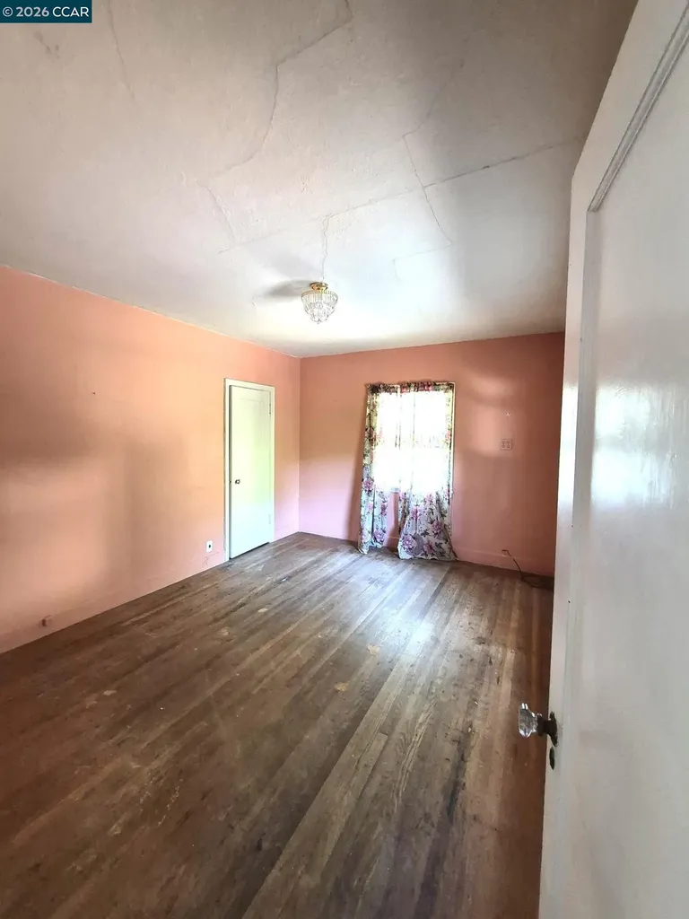 826 Carlston Avenue Oakland CA 94610