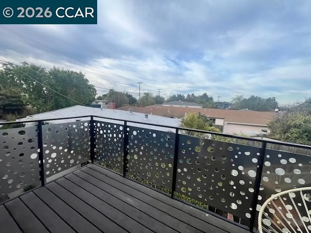 1325 Hopkins Street Berkeley CA 94702