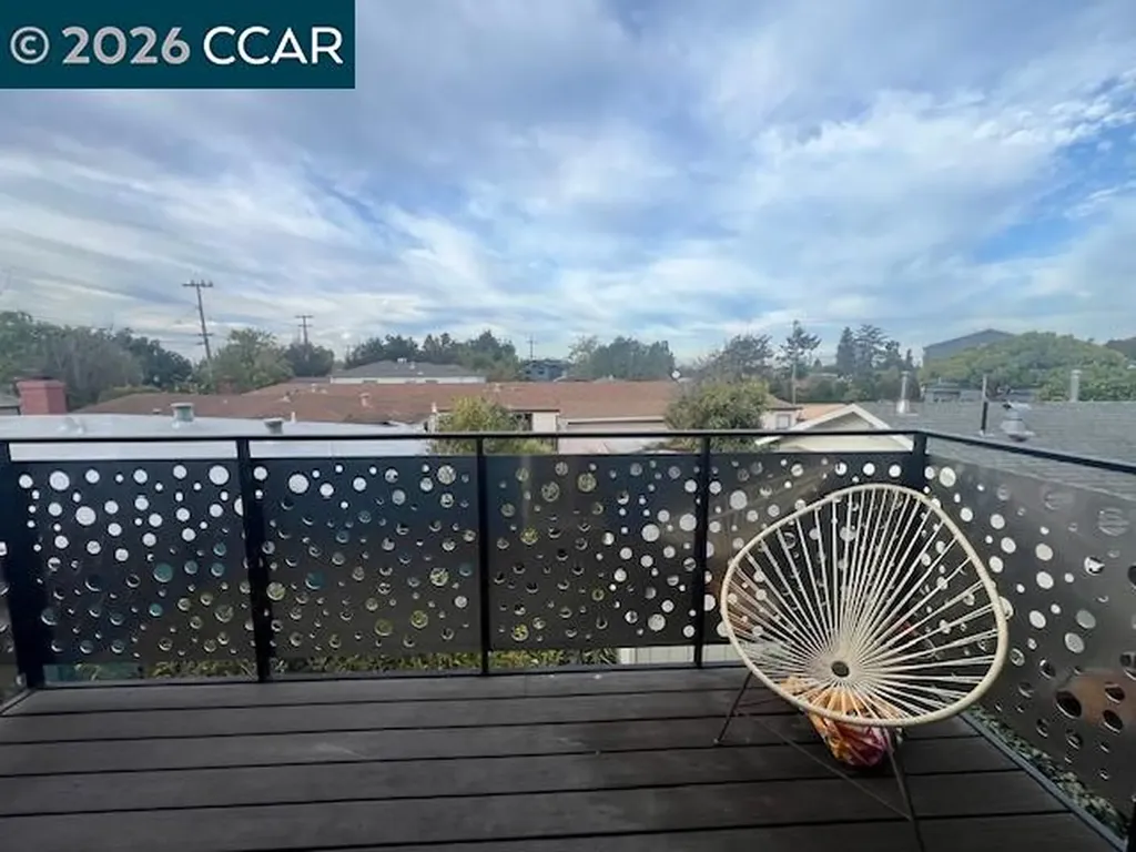 1325 Hopkins Street Berkeley CA 94702