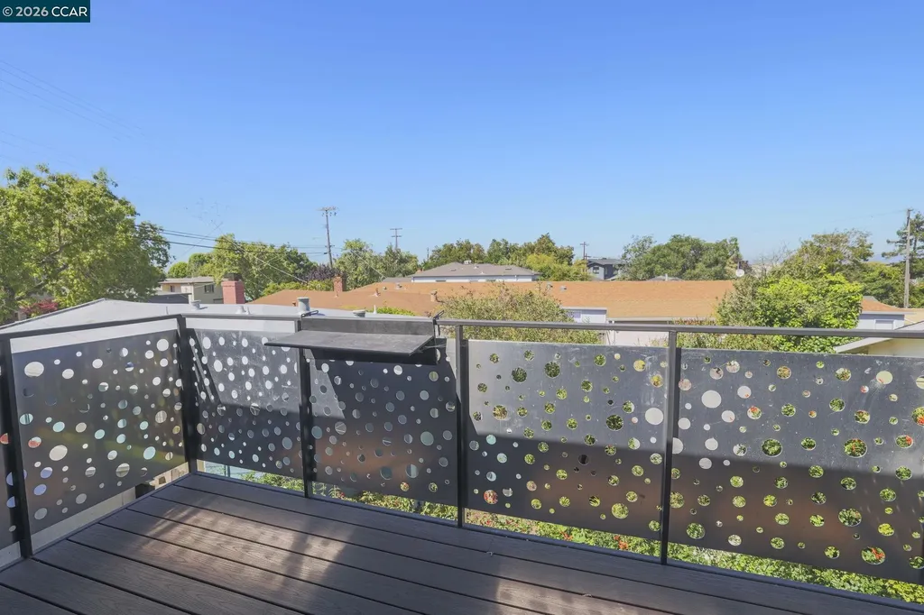 1325 Hopkins Street Berkeley CA 94702