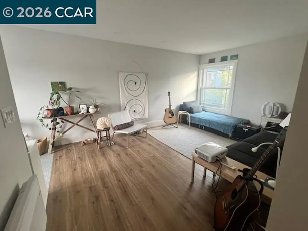 1325 Hopkins Street Berkeley CA 94702