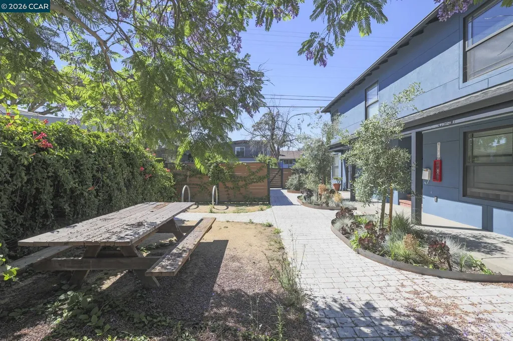1325 Hopkins Street Berkeley CA 94702