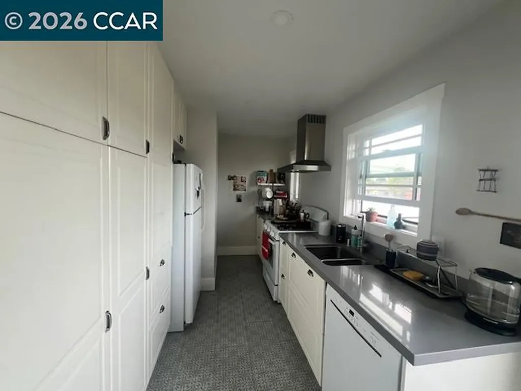 1325 Hopkins Street Berkeley CA 94702