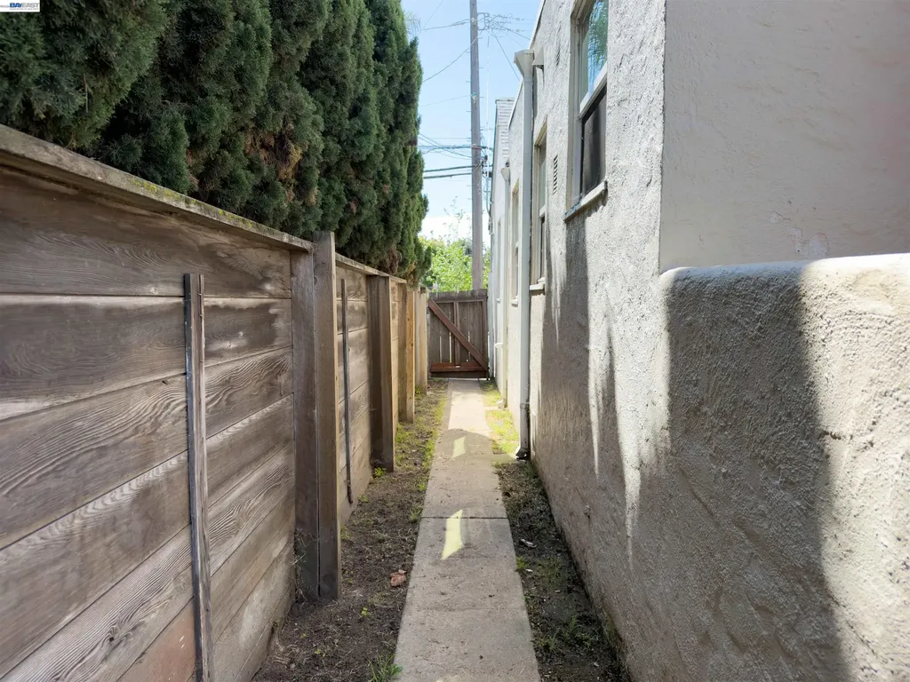 955 Jackson Street Albany CA 94706