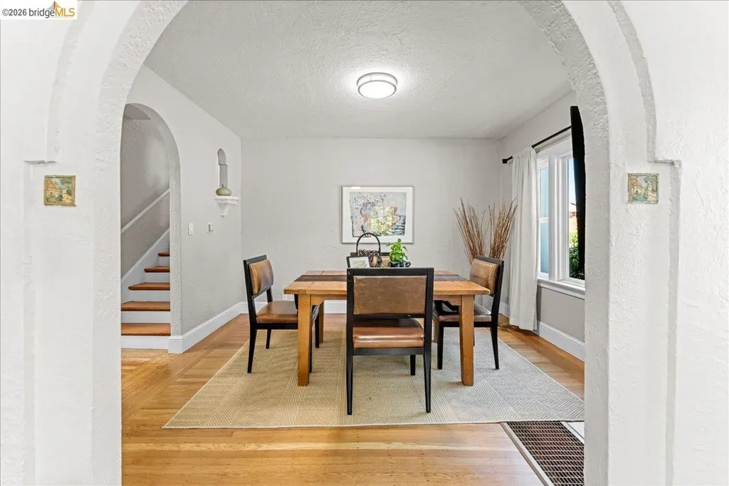 2148 Curtis Street Berkeley CA 94702