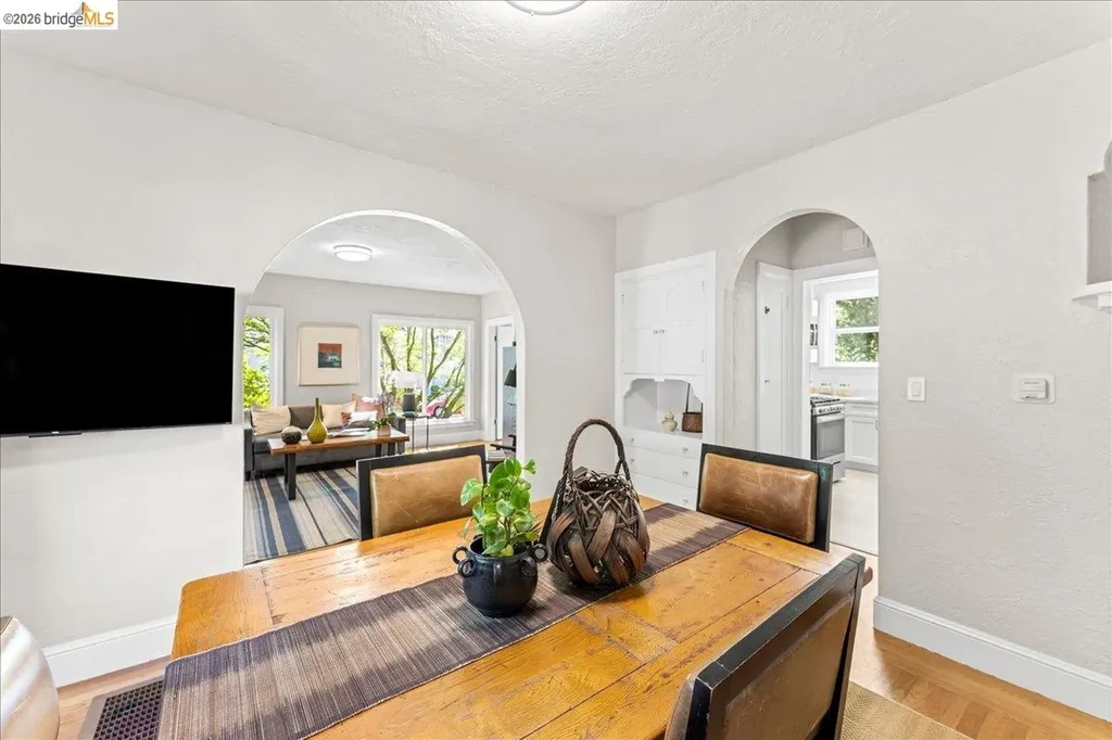 2148 Curtis Street Berkeley CA 94702
