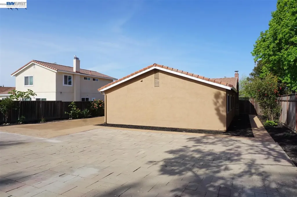 5064 Anaheim Loop Union City CA 94587