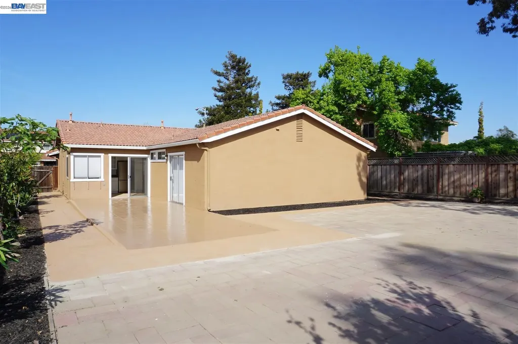 5064 Anaheim Loop Union City CA 94587