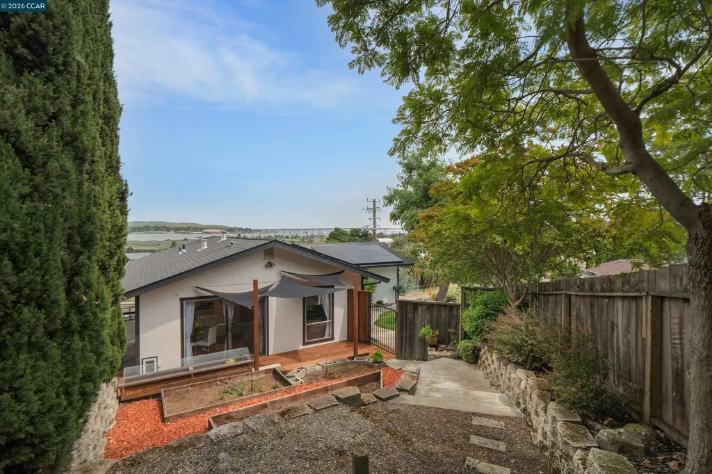 125 Foster Street Martinez CA 94553