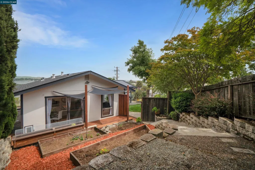 125 Foster Street Martinez CA 94553